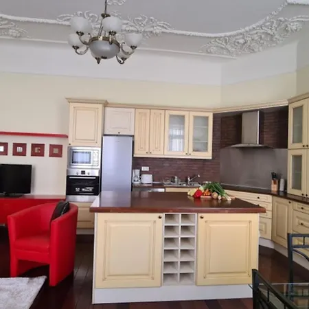 Rose Hill Daire Budapeşte